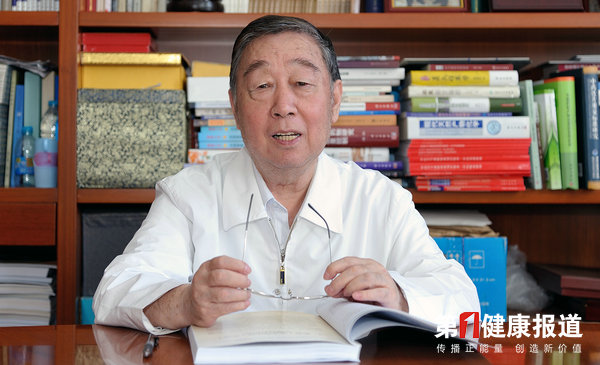院士.jpg