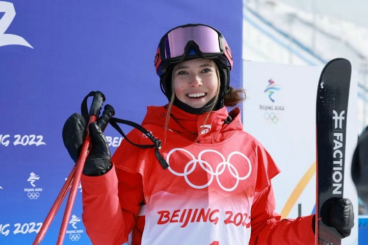 图说冬奥 | 三位中国选手携手晋级自由式滑雪决赛